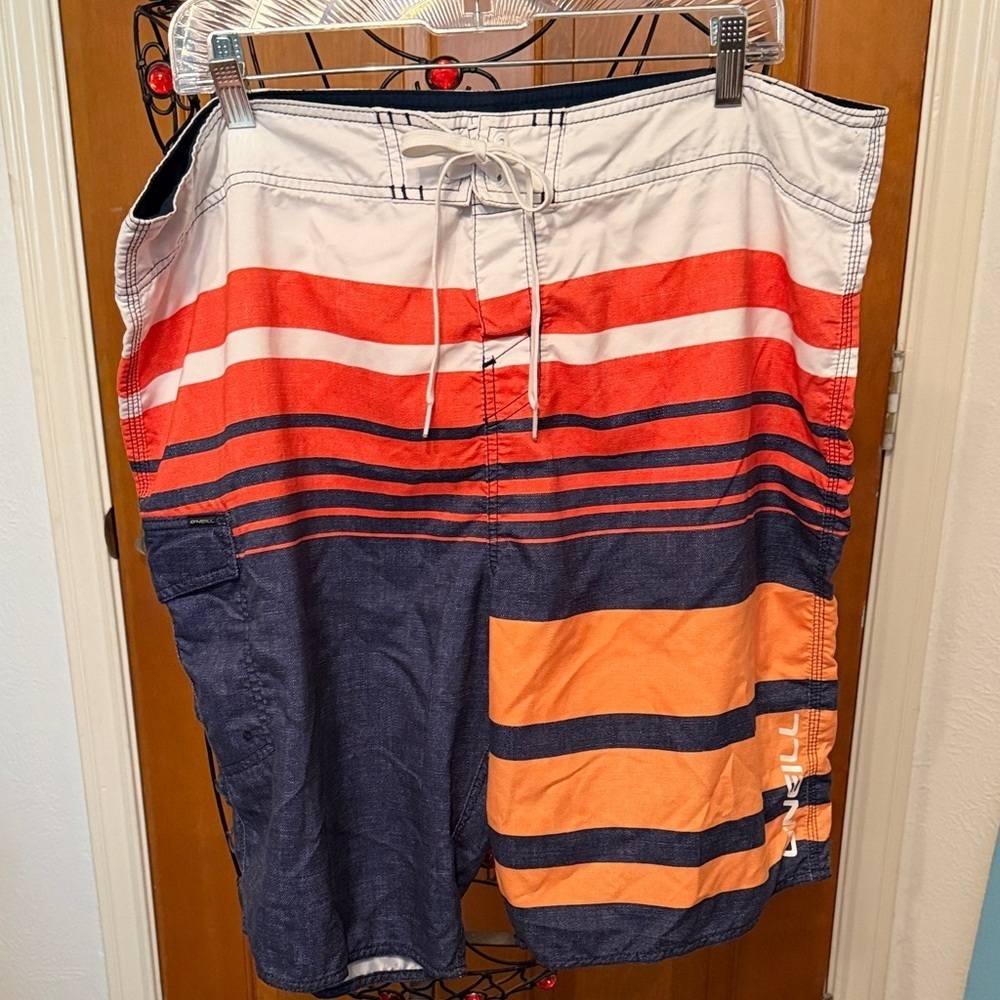 🎸🎸🎸🎸BOGOHO🎸🎸🎸Billabong Men's Swim Shorts - Red, Orange, and Navy